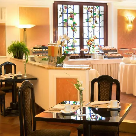 Starhotels Du Parc فندق 4*