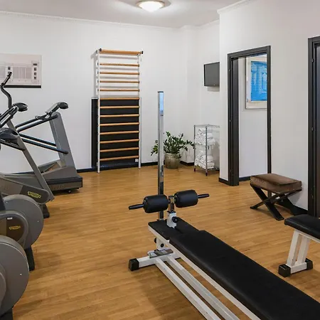 Starhotels Du Parc فندق 4*