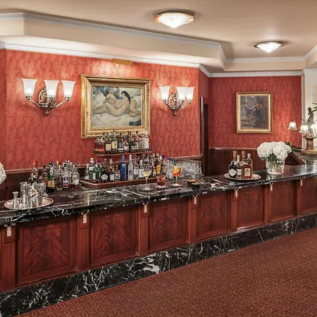 Starhotels Du Parc بارما