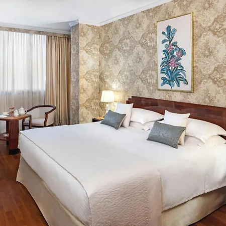 Starhotels Du Parc بارما