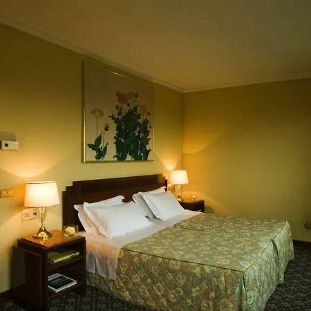 Hotel Starhotels Du Parc 4*