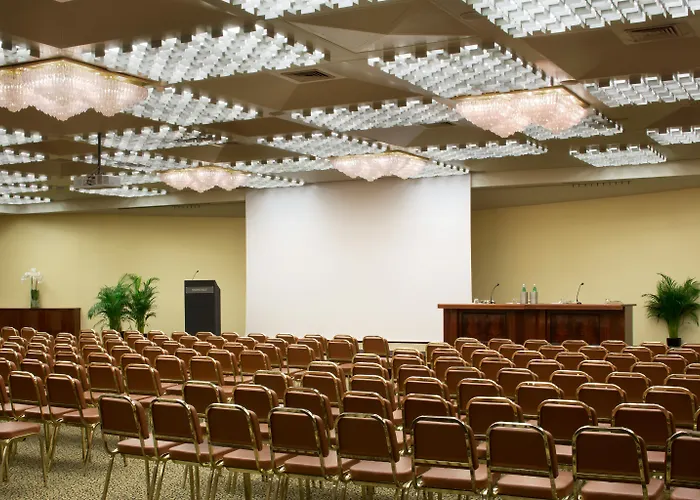 스타호텔 두 파크 4*