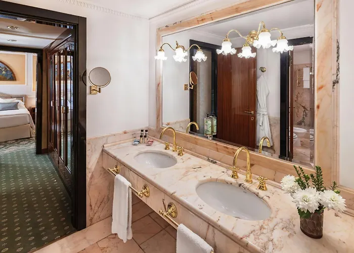 스타호텔 두 파크 4*